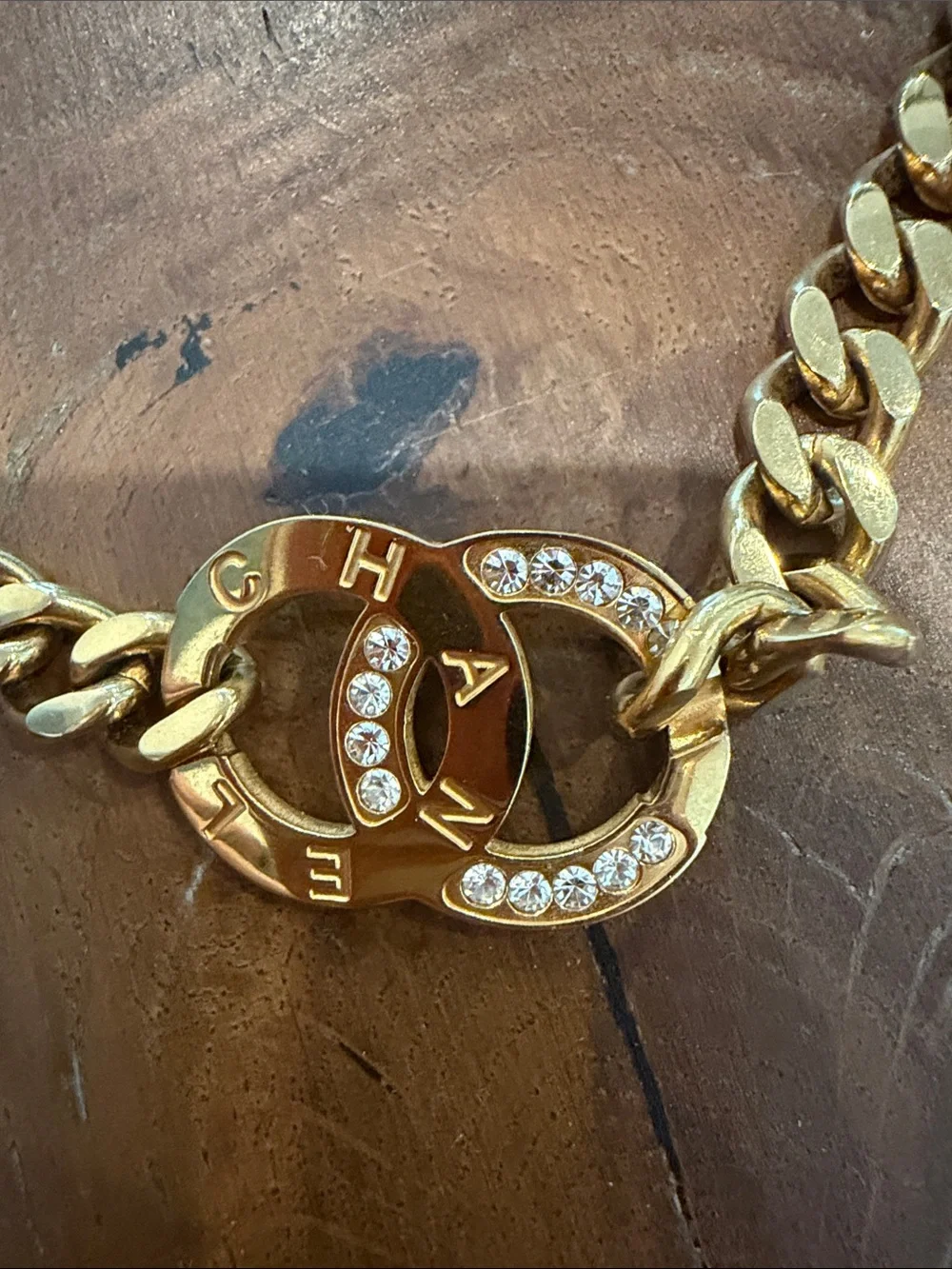 CHANEL Gold-Tone Interlocking CC Crystal Link Necklace